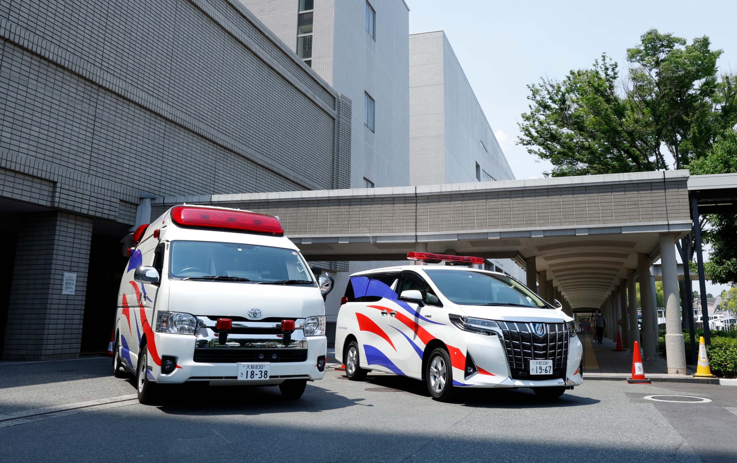 ドクターカー・DMATカー | 大阪大学医学部附属病院 高度救命救急センター